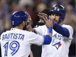 Colabello (D) jugó en Grandes Ligas para los Azulejos de Toronto y los Cerveceros de Milwaukee. AP / F. Gunn/Marlins Blue Jays Baseball