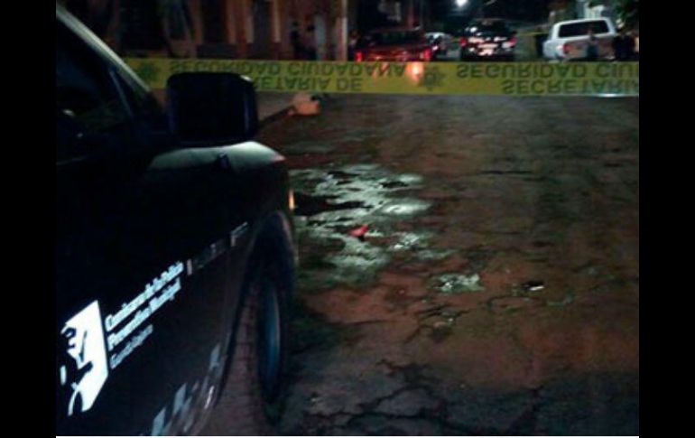 Los señalados se refugiaron en una finca después de estrellar el vehículo en el que escapaban. ESPECIAL /