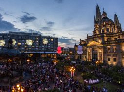 Para el 15 de Septiembre, los ambulantes podrán cambiar de giro sólo por ese día; se prohíben los alimentos preparados con gas. EL INFORMADOR / ARCHIVO