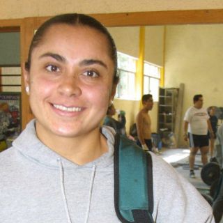 Dan medalla olímpica a halterista mexicana nueve años después