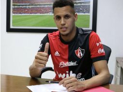 El ex jugador de Manchester United y Lazio llega a Atlas en calidad de préstamo. TWITTER / @atlasfc