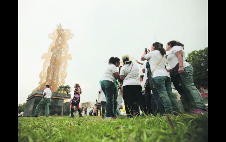 'El arte es un espejo. La gente no va a verme cuando se para frente a mis obras, están frente a sí mismas' afirma Vargas. EL INFORMADOR / F. Atilano