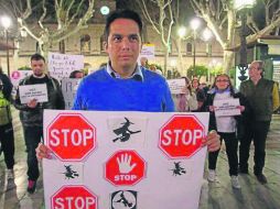 Macías acudió a la Oficina Consular mexicana en Andalucía para solicitar asistencia, pero le fue negada. ESPECIAL /