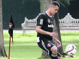 Ravel Morrison entrenó ayer en las instalaciones del Club Atlas Las Palomas. EL INFORMADOR / A. Camacho