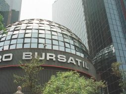 Los mercados presentan movimientos mixtos, después de una agenda donde destaca la reunión de política monetaria en Europa. NTX / ARCHIVO