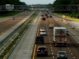 El Centro Nacional de Huracanes emitió avisos preventivos por el huracán para los Cayos y partes del sur de Florida. AFP / B. Blanco