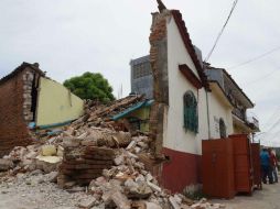Los habitantes de la colonia La Hormiga limpiaron las calles de escombros. SUN / JMA