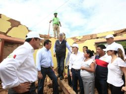 Chong señaló que hay más de mil 900 comunidades en Oaxaca damnificadas pero existe quizá el doble en el caso de Chiapas. NTX / SEGOB