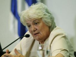 Austera y poco preocupada por los formalismos, Topolansky comparte el modo de vida de Mujica, desapegado a lo material. EFE / R. Martínez