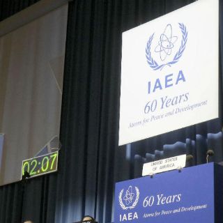 Trump advierte con retirarse del acuerdo nuclear con Irán