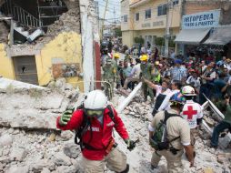 Hasta el momento son 38 los edificios con derrumbes en la Ciudad de México. EFE / Presidencia México