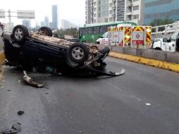 Los tripulantes fueron trasladados a la Cruz Verde para recibir atención médica.