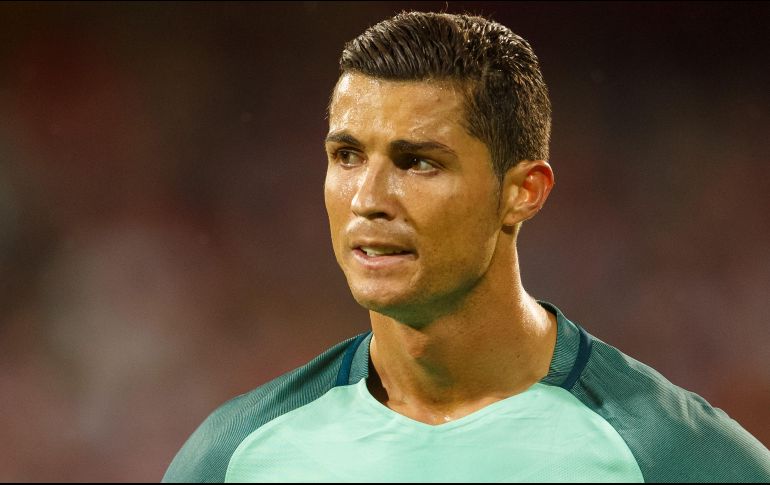 Señalan que el niño, quien habría cumplido años, quería como regalo ideal una playera del futbolista portugués.