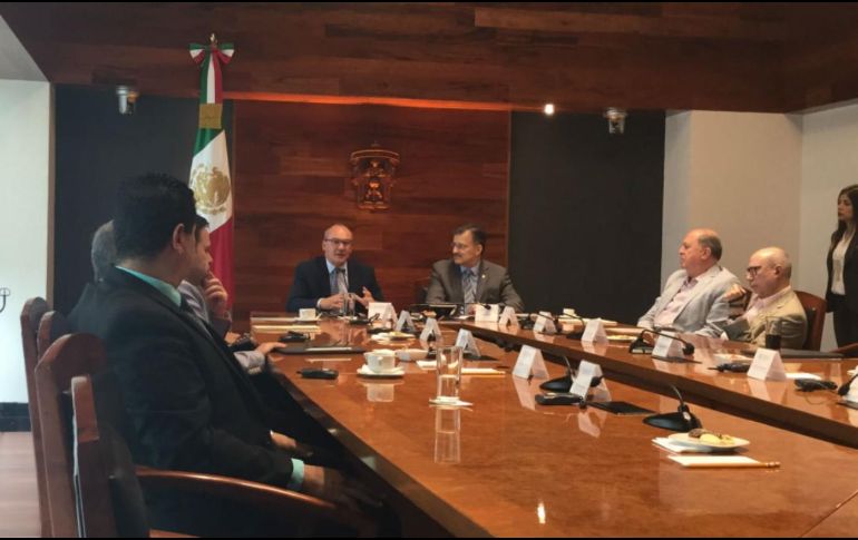 Dentro del evento, estuvo presente Tom Hockaday, director general de Technology Transfer Innovation. Twitter / @udg_oficial