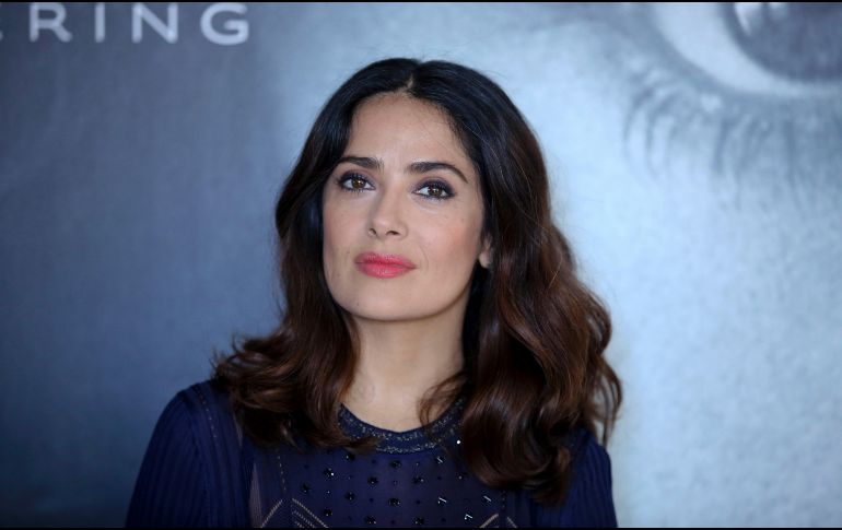 Salma publicó una imagen junto a Dicaprio en donde le agradece su apoyo.