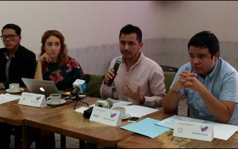 Se reunieron miembros de los colectivos Tómala, Congreso Ciudadano, Wikipolítica y de la Asociación Mexicana de Derecho a la Información. EL INFORMADOR/ R. RIVAS