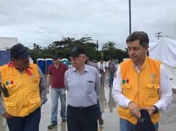 El secretario de Salud visitó el albergue instalado por la secretaría de Salud Federal, en donde se atiende a 160 personas.