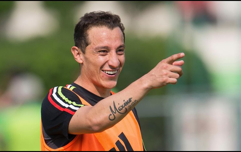 A través de sus redes sociales publican un video en el que recopilan los mejores momentos de quien fuera su capitán y referente en el club. MEXSPORT / ARCHIVO