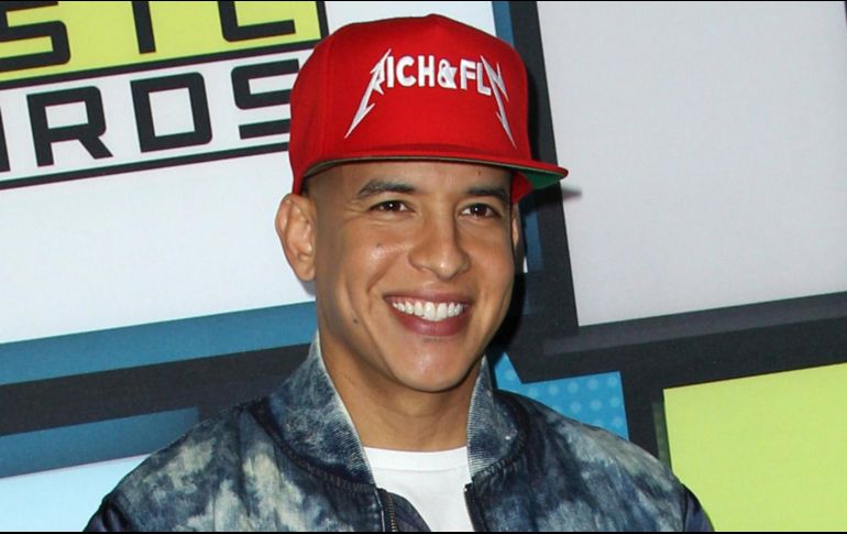 Daddy Yankee donará la misma cantidad que Jennifer López.