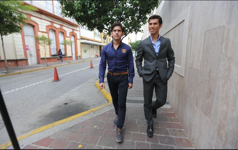 Los novilleros Juan Pedro Herrera (izquierda) y Francisco Martínez se declararon listos para el festejo del próximo domingo. EL INFORMADOR/G. Gallo