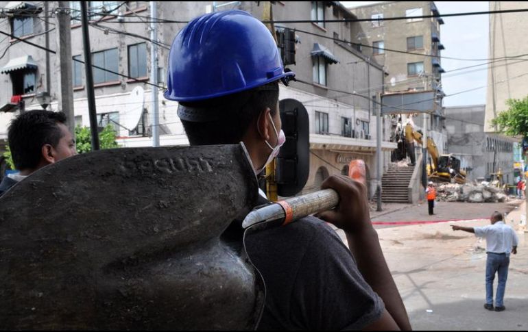 La mayoría de los establecimientos reportados por la encuesta, declaran no haber suspendido actividades económicas a causa de los sismos. NTX / ARCHIVO