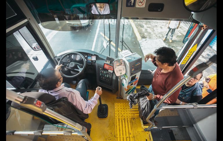 El nuevo modelo. Este domingo, la ruta troncal de Artesanos-Tlaquepaque cobrará nueve pesos por boleto. EL INFORMADOR/F. Atilano