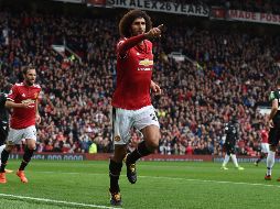 Para el ManU, Juan Mata marcó en el minuto tres, luego llegó el doblete de Fellaini (foto) y cerró el marcador el también belga Romelu Lukaku. AFP / P. Ellis