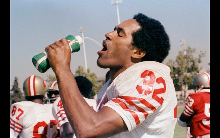 O.J. Simpson sale en libertad condicional