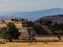 Especialistas del INAH llegarán a la zona arqueológica de Monte Albán II para evaluar las afectaciones.