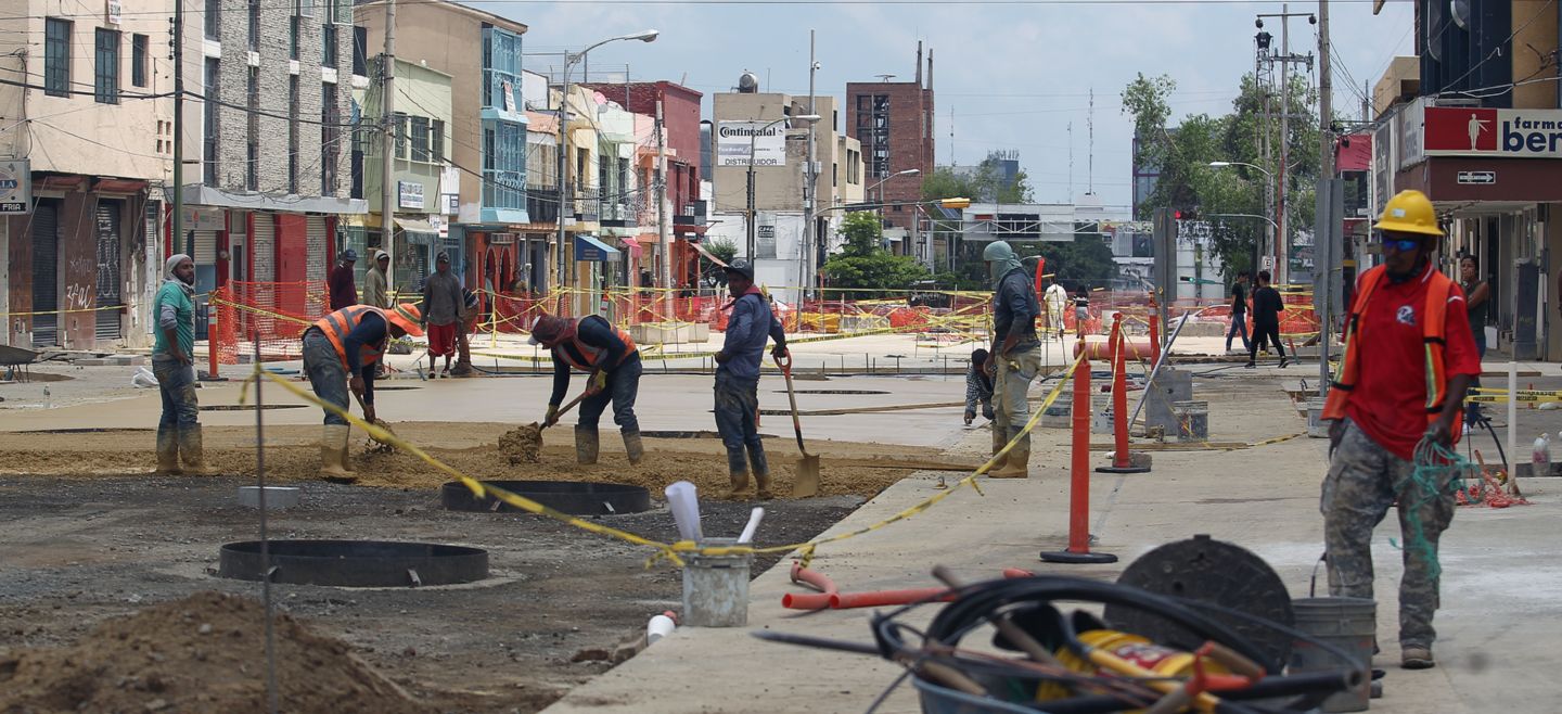 PASEO ALCALDE - ASPECTOS DE LAS OBRAS DE PASEO ALCALDE..LOCAL..EBA004..ELIZABETH BARRERA ALVAREZ