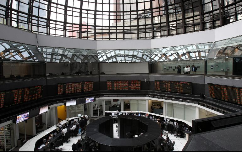 La BMV tuvo un avance de 155.10 enteros respecto al nivel previo. EFE / ARCHIVO