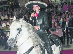Talento. José Julián durante un show de jaripeo. NTX