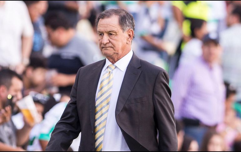 Meza volverá a dirigir en el futbol mexicano, luego de ser destituido por el Morelia en octubre del 2016. MEXSPORT / ARCHIVO