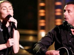 “No Love without Freedom...No Freedom without LOVE” escribió Cyrus en la imagen que compartió.  INSTAGRAM/mileycyrus