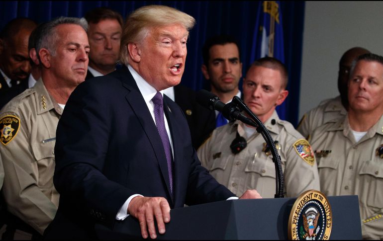 Los demócratas criticaron el proyecto de ley como un truco político para calmar al presidente Donald Trump. AP / E. Vucci