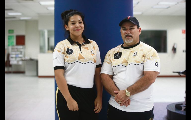 Se frotan las manos. La subcampeona mundial Sub 17 y Eusebio Cruz, su entrenador, están confiados en hacer un buen papel en caso de ser llamada al representativo nacional. EL INFORMADOR/F. Atilano