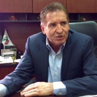 Analizan suspender a cinco alcaldes por no pagar laudos