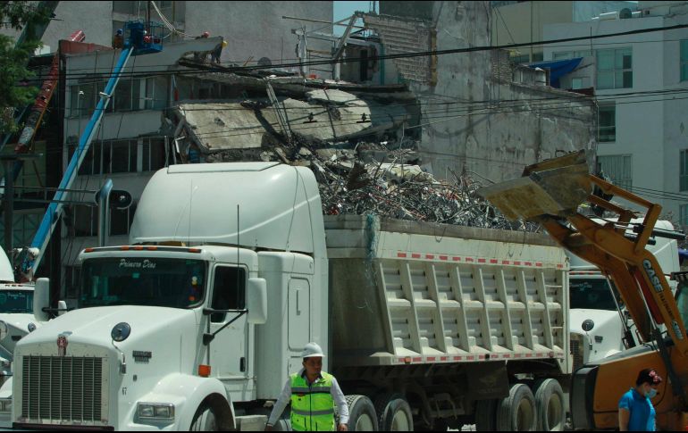 Se han ejecutado tareas de poda, rastrillo y deshierbe, así como recolección y traslado de desechos orgánicos e inorgánicos.  NTX / G. Durán