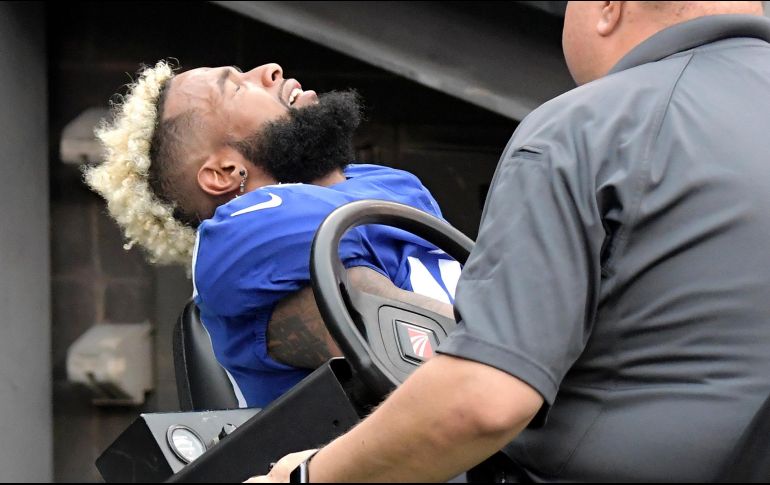 Odell Beckham Jr. se lastimó en el juego ante los Cargadores, por el momento no hay una fecha definida para su operación. AP / E. Rutherford