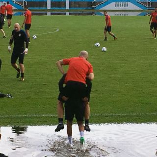 Estados Unidos, por el boleto directo a Rusia