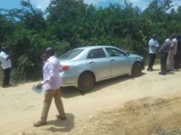 Los supuestos terroristas atacaron en una carretera cercana al campus, y huyeron posteriormente. TWITTER