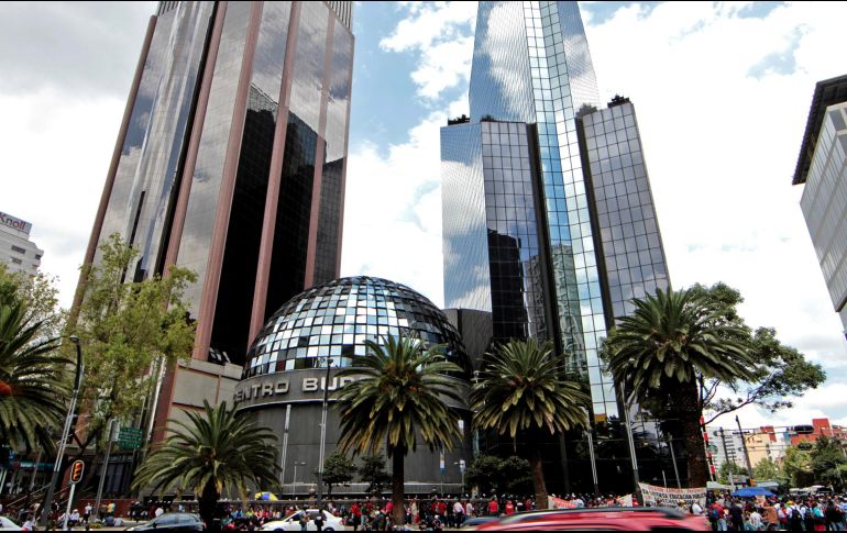 Los mercados a nivel mundial presentan movimientos mixtos, pese a que se dieron a conocer buenos datos económicos en donde la atención continúa centrada en conflictos geopolíticos. NTX / ARCHIVO