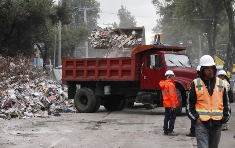 Mancera afirma que el gobierno capitalino seguirá apoyando a la gente para que pueda tener una recuperación patrimonial lo antes posible. SUN / ARCHIVO