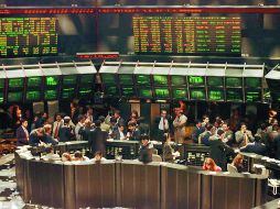 La BMV terminó en sentido contrario a los índices de Estados Unidos. NOTIMEX / ARCHIVO