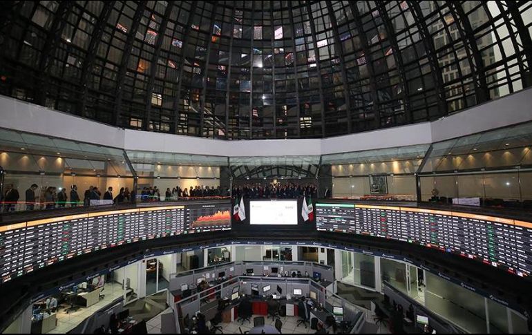 Mientras que el IPC ha dado un rendimiento de 9.51%, el índice de las Fibras ha ganado 9.71%, ambos al 10 de octubre de este año. FACEBOOK/ BolsaMexicanaValores