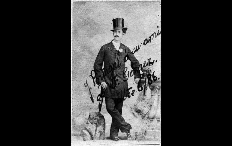 Fashion. Retrato de Jesus Portugal, considerado como persona apegada a la última moda al inicio del siglo XX. ELINFORMADOR/Archivo