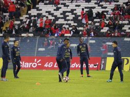 La Federación ecuatoriana ha anunciado que no revelará los nombres de los jugadores involucrados. TWITTER/@FEFecuador