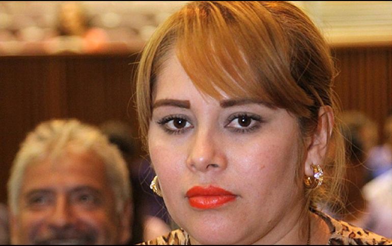 Guadalupe Sánchez hizo uso de la traducción simultánea al español para entender la audiencia, en la que ella no habló. EFE / ARCHIVO