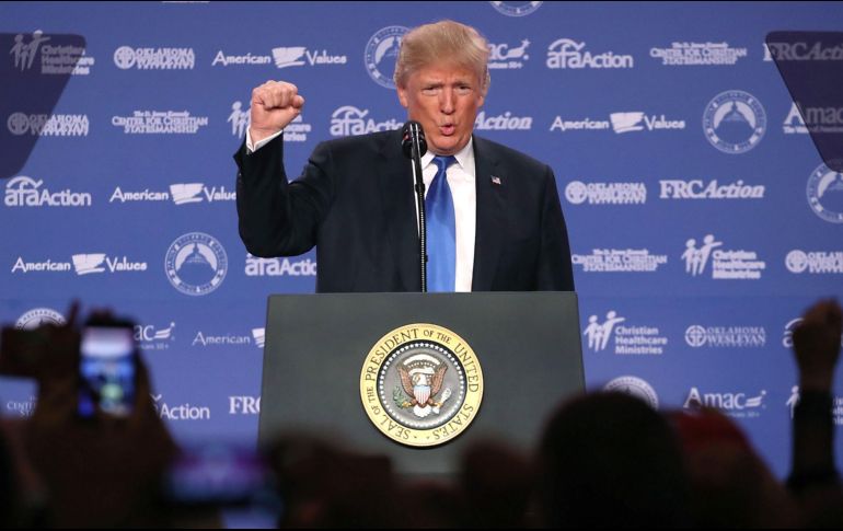 Advierten que la decisión del gobierno de Trump aumentará los costos de atención médica para los californianos. AFP / M. Wilson