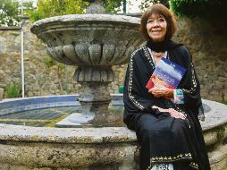 Relatos. Junto a su esposo John Pint, Susy Pint presenta esta colección literaria tras 12 de años de visitas a Arabia Saudita. EL INFORMADOR/M. Vargas